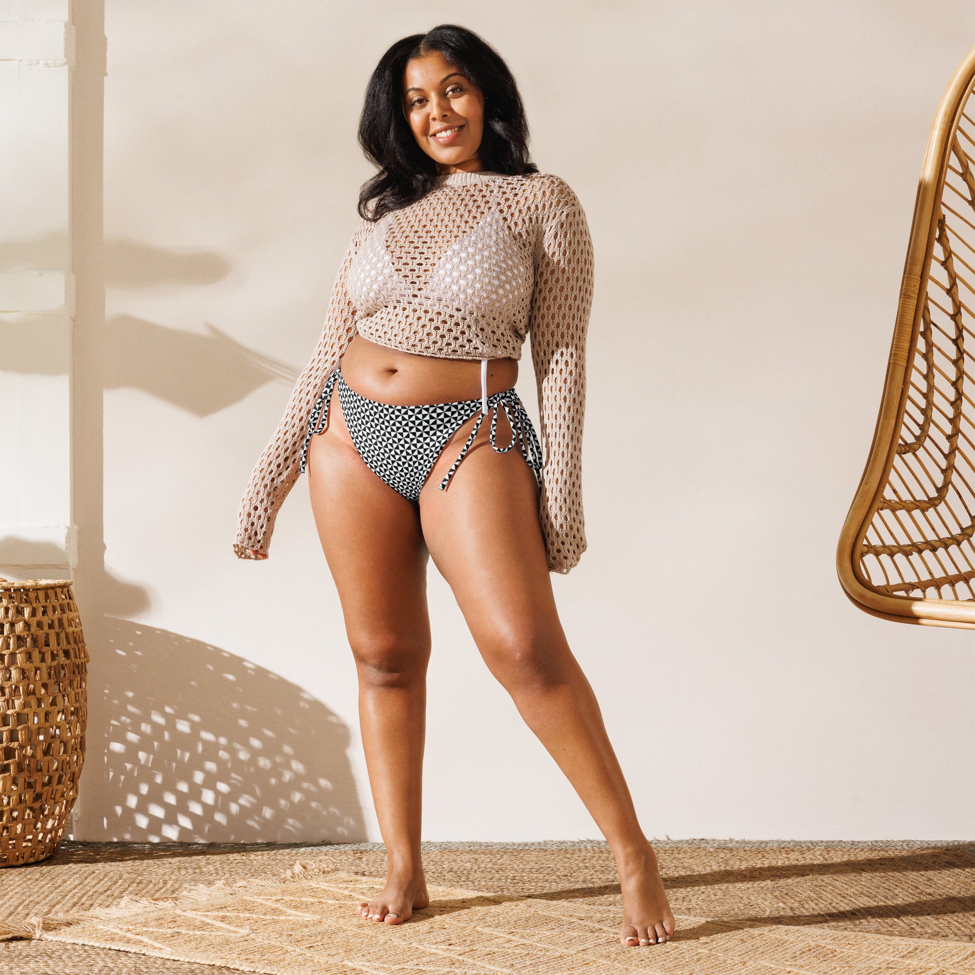 Woman in an aisoi String Bikini Bottom | Black & White Pinwheel